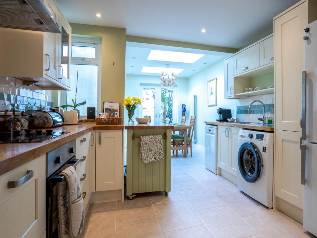 Quarry Cottage Courtyard Garden Pass The Keys Cirencester Extérieur photo