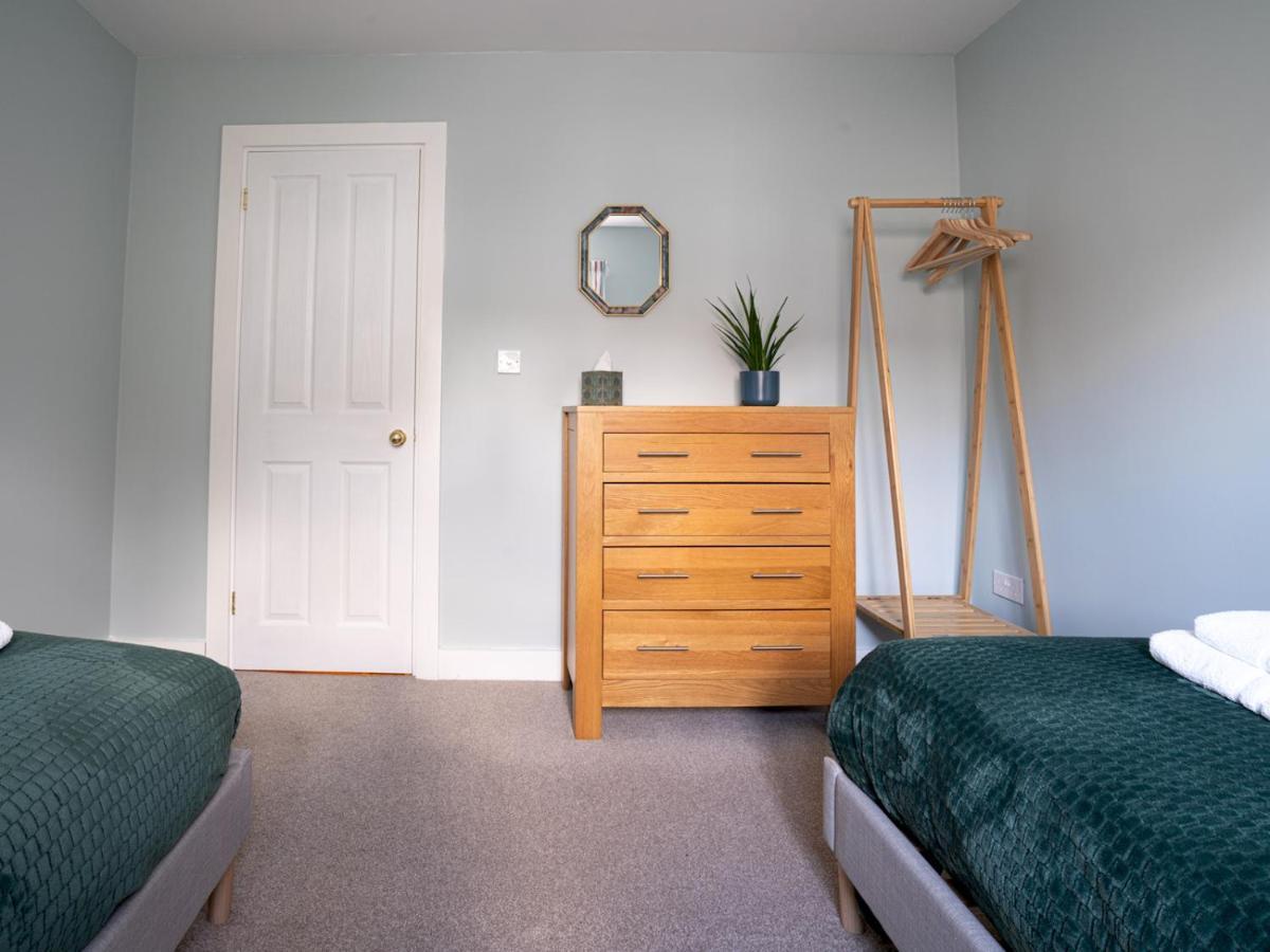 Quarry Cottage Courtyard Garden Pass The Keys Cirencester Extérieur photo